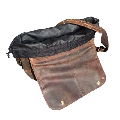 copy of BLIXEN gamebag, Crazy Horse, danish design