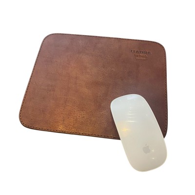 Mouse pad in full grain leather - H.C. Andersen 'swan'